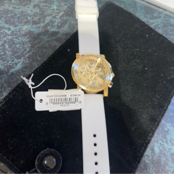 Michele gold sport sail sport watch - Picture 5 of 10